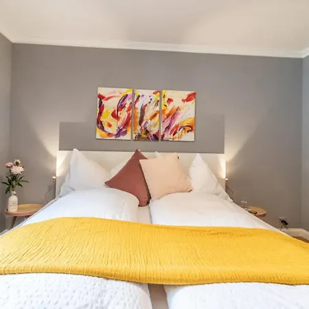Spacious 1br - Ski-in, Ski-out - By