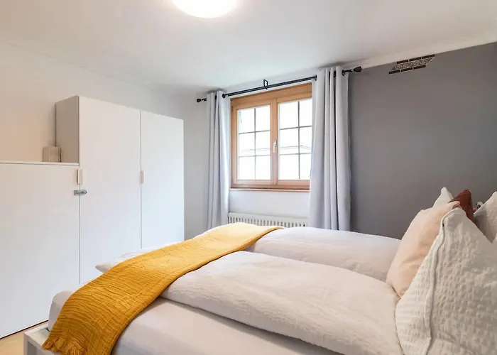 Spacious 1br - Ski-in, Ski-out - By Apartman Wengen
