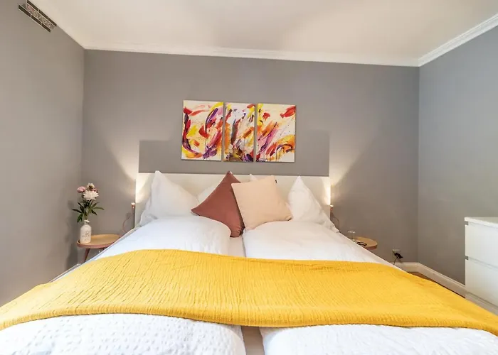 Spacious 1br - Ski-in, Ski-out - By