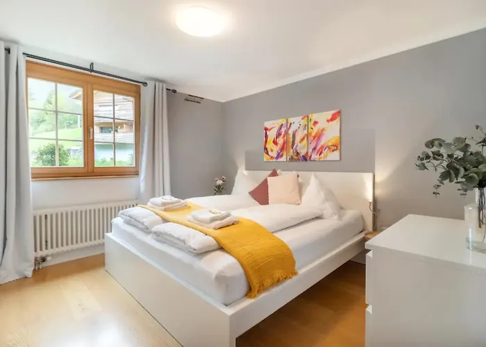 Spacious 1br - Ski-in, Ski-out - By *